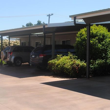Cobar Central Motor Inn Екстериор снимка