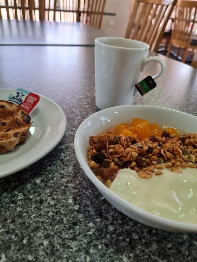 Cobar Central Motor Inn Екстериор снимка